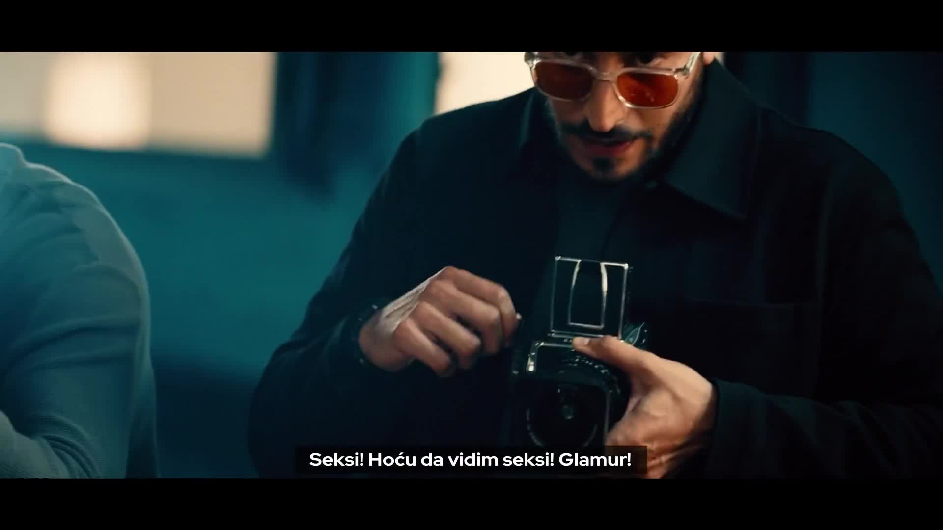 Premium16