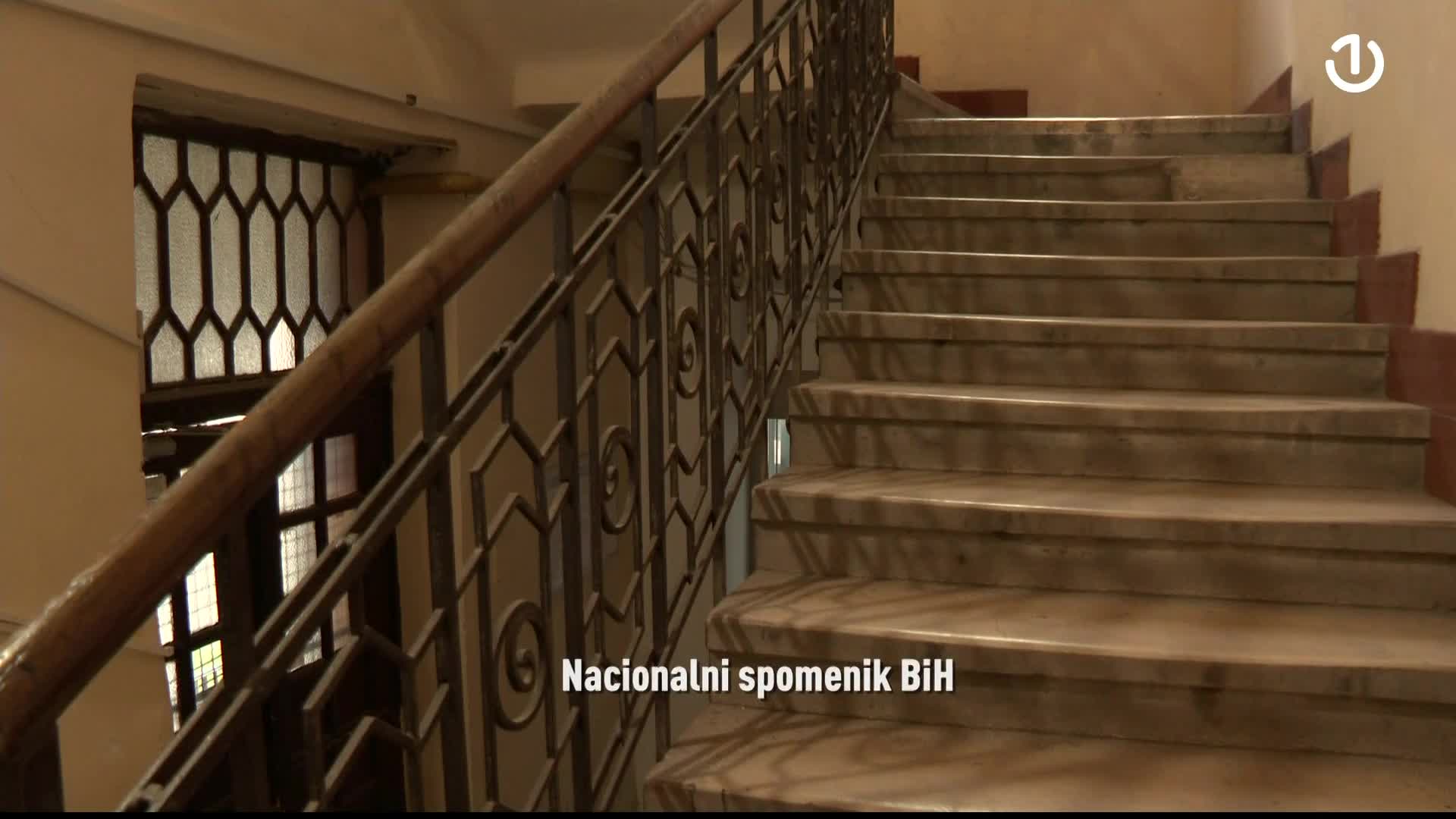 BHT
